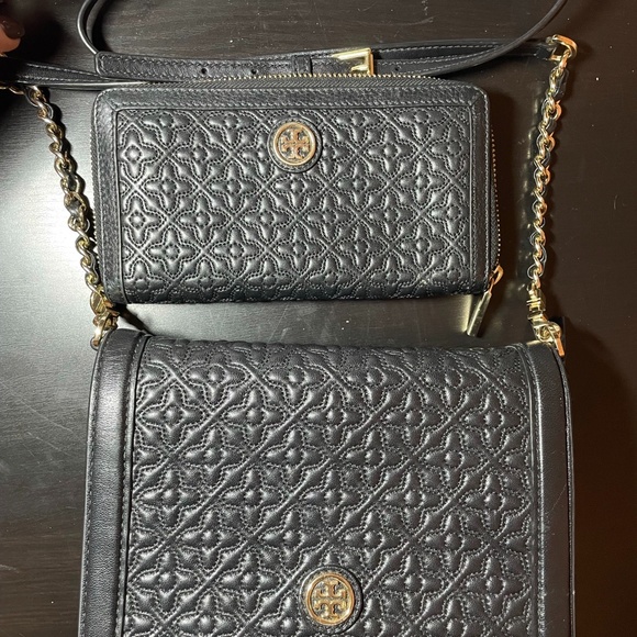 Tory Burch Bryant Quilted Crossbody & Matching Wallet - Picture 1 of 10
